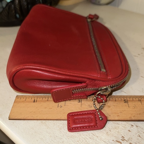 Vintage Coach red leather cosmetics case makeup - Picture 10 of 10